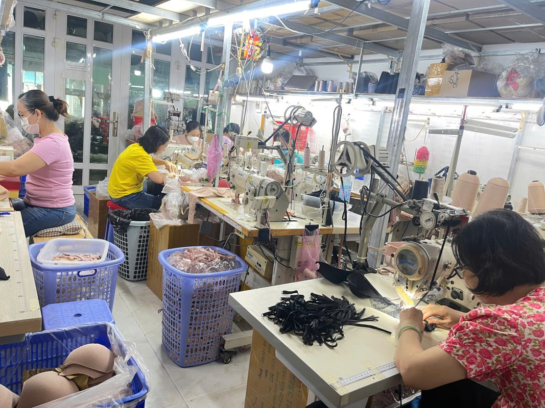 xưởng sản xuất đồ lót Tâm Phúc